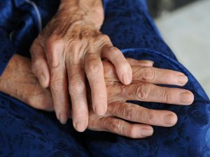 Bestrijd Parkinson met hypnose